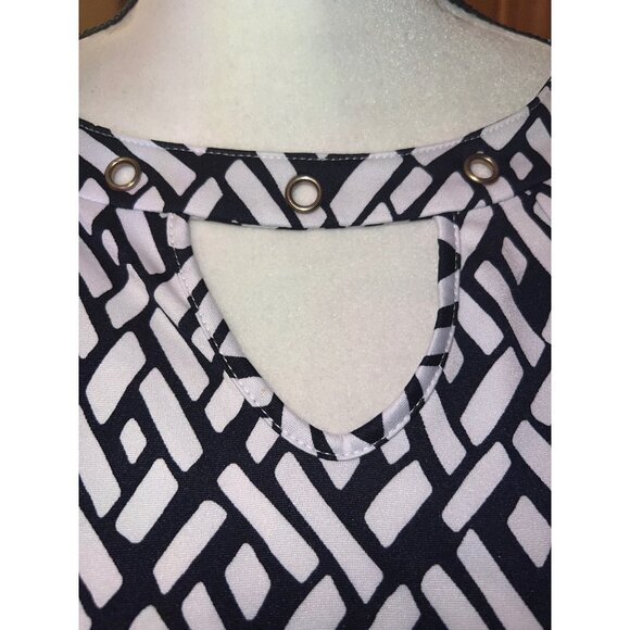 PerSeption Concept Black & White Geometric — Medium - Picture 4 of 10